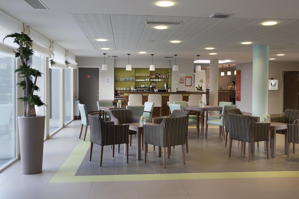 Domitys La Fleur De Lin Aparthotel Landerneau Exterior foto